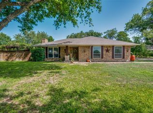 6320 N Hill Ln, Fort Worth, TX 76135