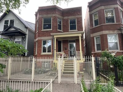 3714 N Hermitage Ave, Chicago, IL, 60613