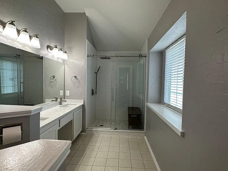 4144 Clary Dr — Photo 19