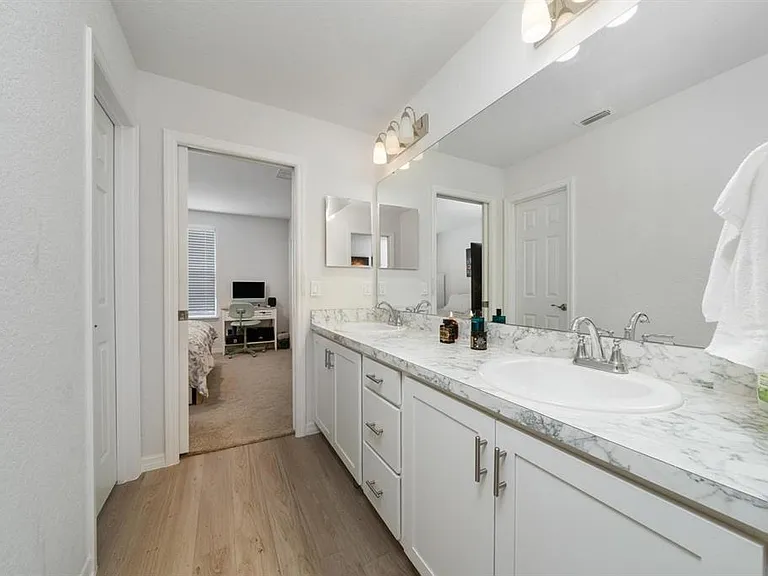 18 Polermo Ave — Photo 11