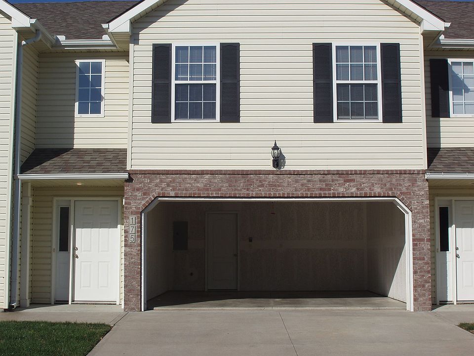 AD07 301 NE Adams Dairy Pkwy Blue Springs MO Zillow