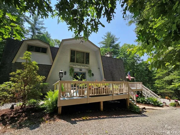 336 SE Shore Dr, Lake Toxaway, NC 28747