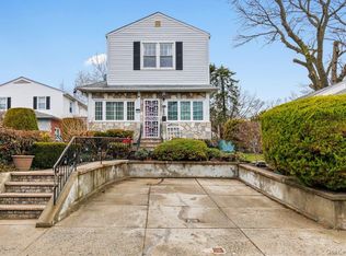 285 First Street, Yonkers, NY 10704