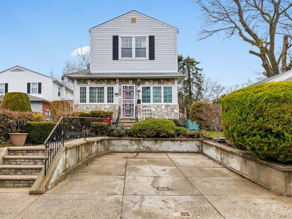 285 First Street, Yonkers, NY 10704