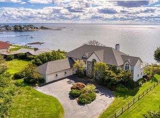 14 Wakefield Rd, Branford, CT 06405