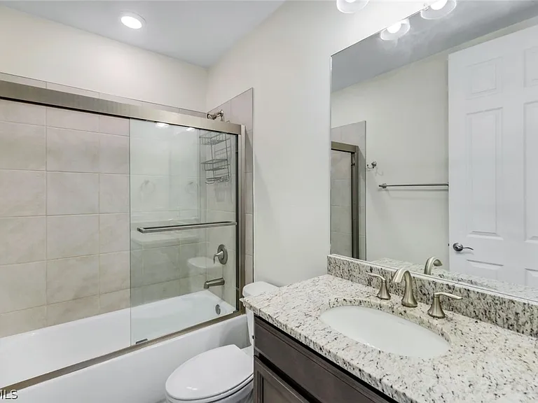 421 Coral Reef Pl — Photo 22