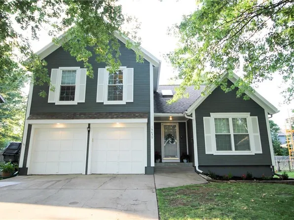 15630 W 140th Ter, Olathe, KS 66062