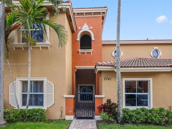 2741 SW 120th Ter #305-3