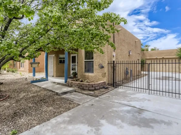 4116 Chaparron Pl, Santa Fe, NM 87507