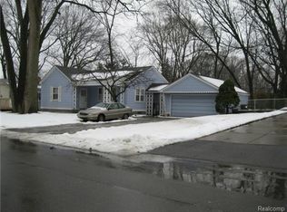 20457 Lexington, Redford, MI 48240