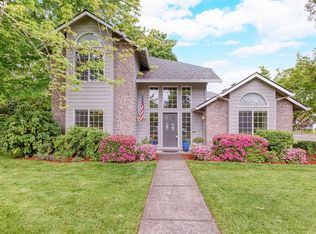 1653 SW Bonnie Jean Pl, McMinnville, OR