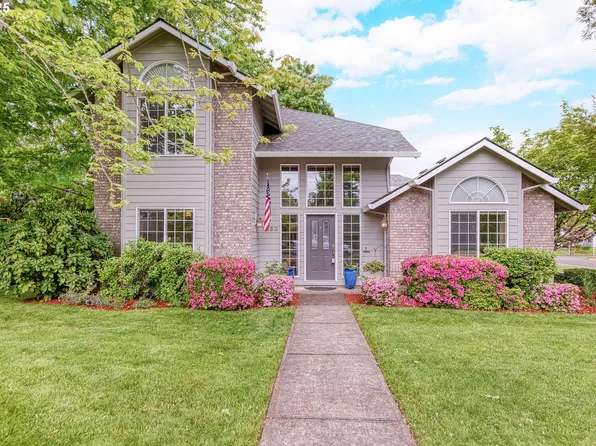 1653 SW Bonnie Jean Pl, McMinnville, OR 97128