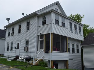 44 Morton St, Winthrop, ME 04364