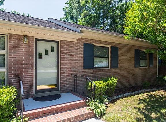4th image of 5109 Gravelbrook Dr