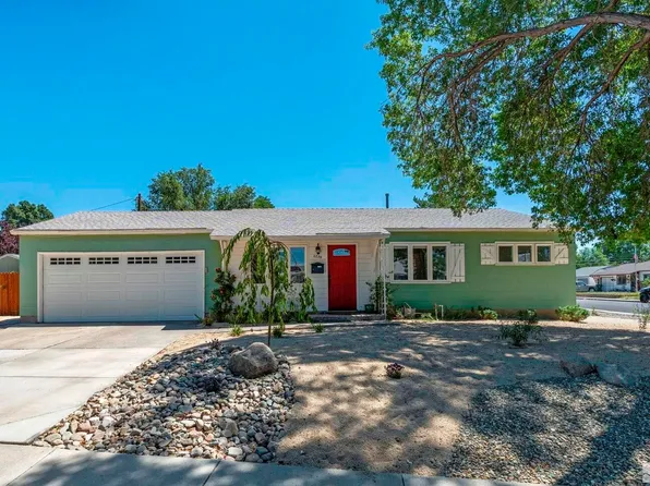 2220 Nelson Way, Sparks, NV 89431