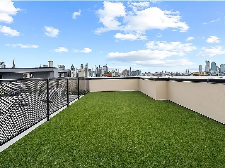 161 Meserole Ave #5D — Photo 11