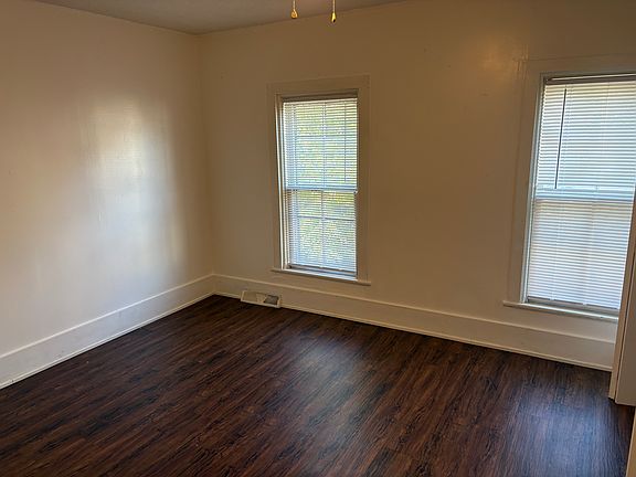 5th image of 419 Rankin St