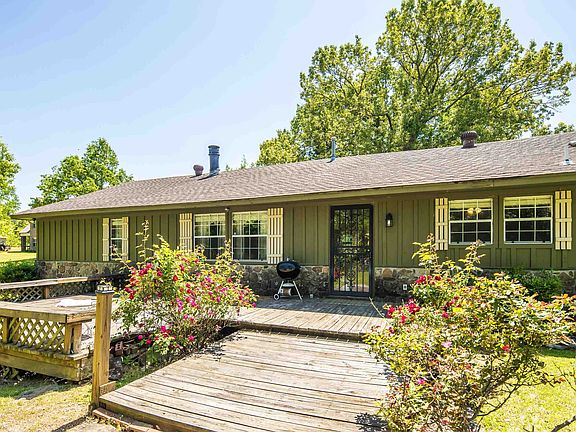 32nd image of 115 Edenberg Dr