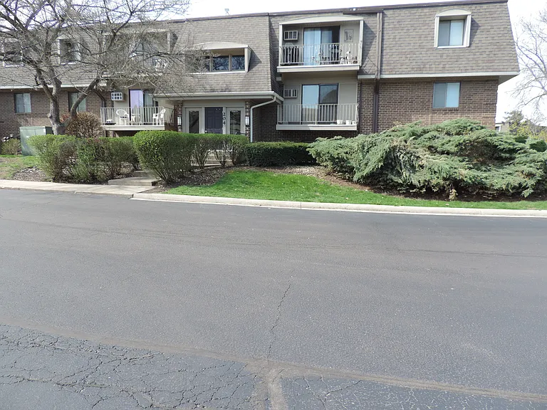 204 E Bailey Rd #C — Photo 1