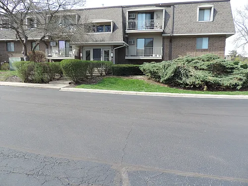 204 E Bailey Rd Photo 1