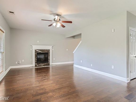 3rd image of 2108 Ginger Estates Dr NE