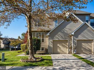 12 Beechcrop Ct, Delran, NJ 08075