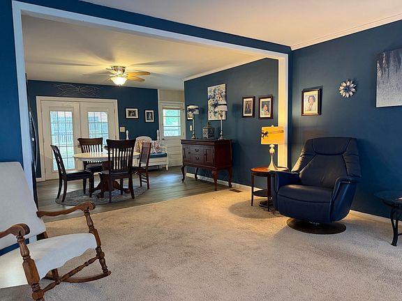 5th image of 261 Terrace Dr