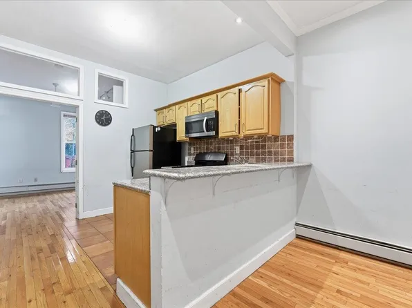 155a Sherman Avenue image 13 of 21