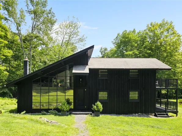 161 Stagecoach Road, Hillsdale, NY 12529