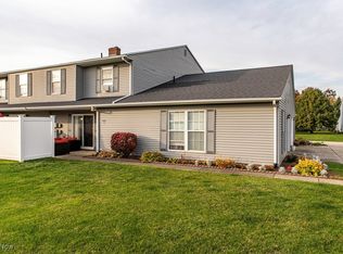 8056 Puritan Dr #62-D, Mentor, OH 44060