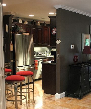 kitchen with breakfast nook