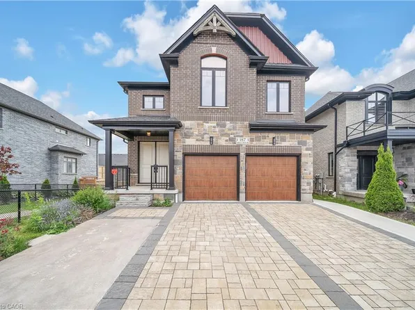 187 Forest Creek Dr, Kitchener, ON N2R 0M1