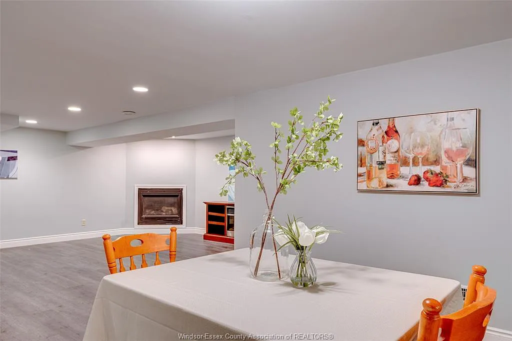 2 bed, $1,750 — Photo 4