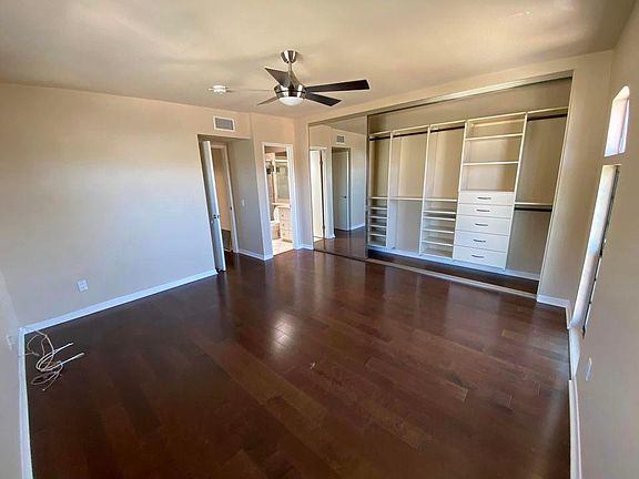 2nd image of 3636 Villa Ter APT D