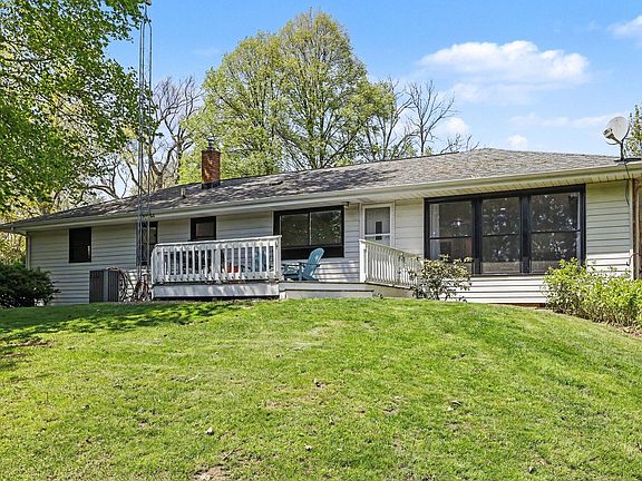 4th image of 1203 Verona Rd