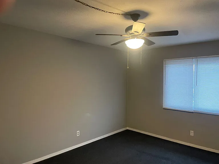 1901 Tracy Dr North — Photo 9