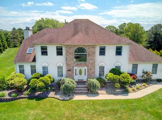 5 Saddle Brook Rd, Millstone Township, NJ 08535