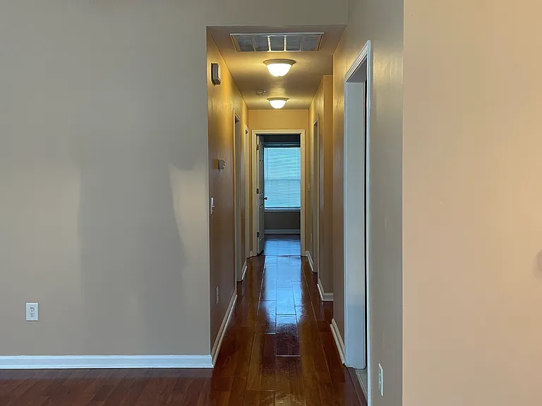 3840 Stern Dr — Photo 2