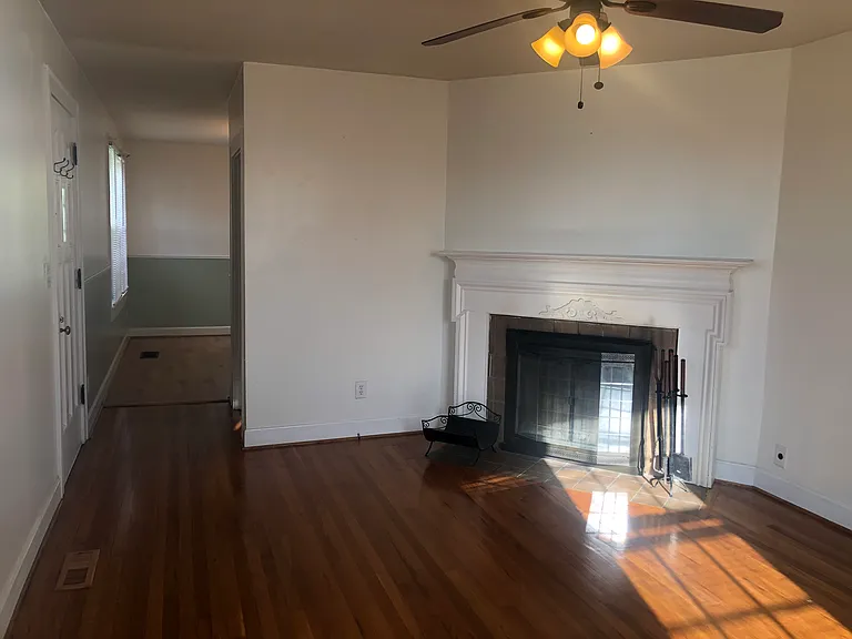 609 Rome Park — Photo 21