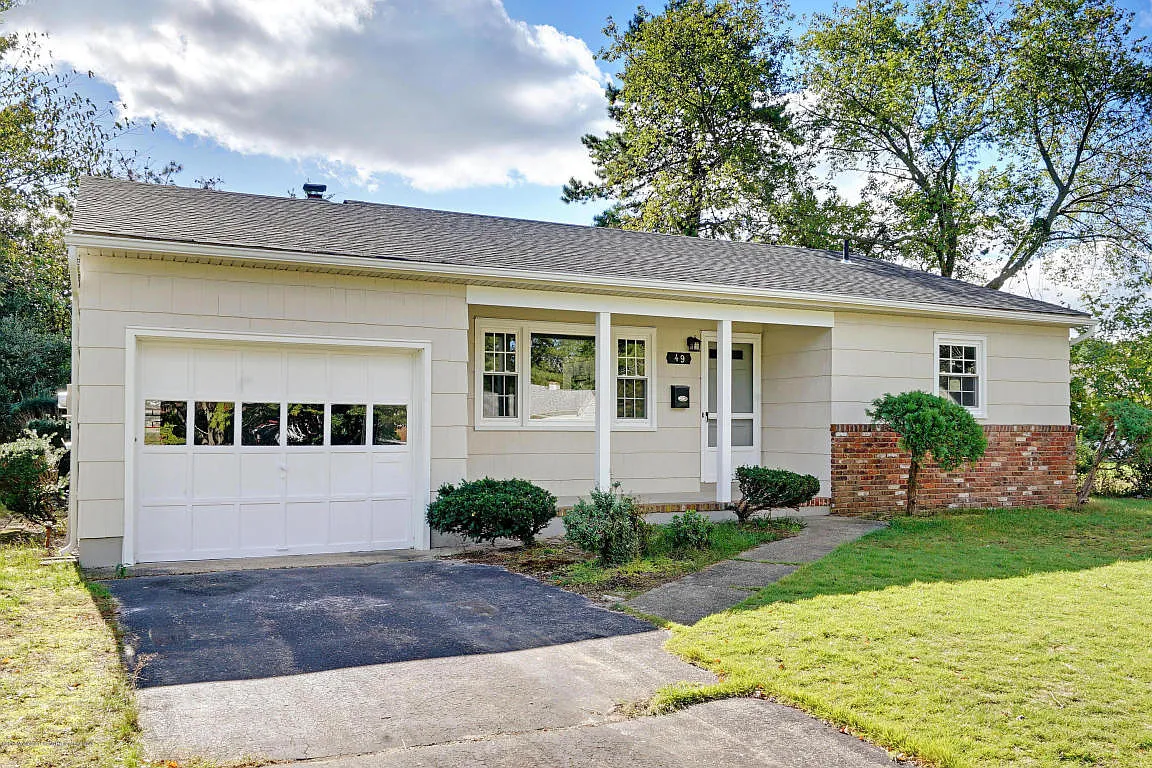 49 Southampton Rd photo 1