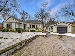 34 Oakley Ct, Hamilton, ON L9G 1T5