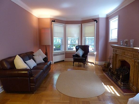 4th image of 1378 E 49th St