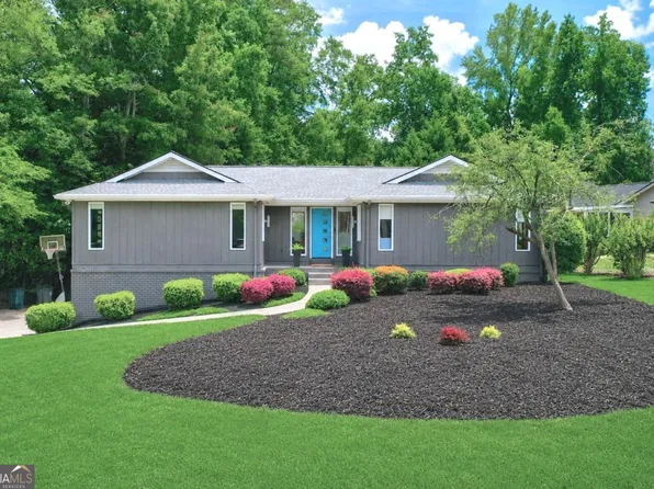 756 Hillwood Dr, Marietta, GA 30068