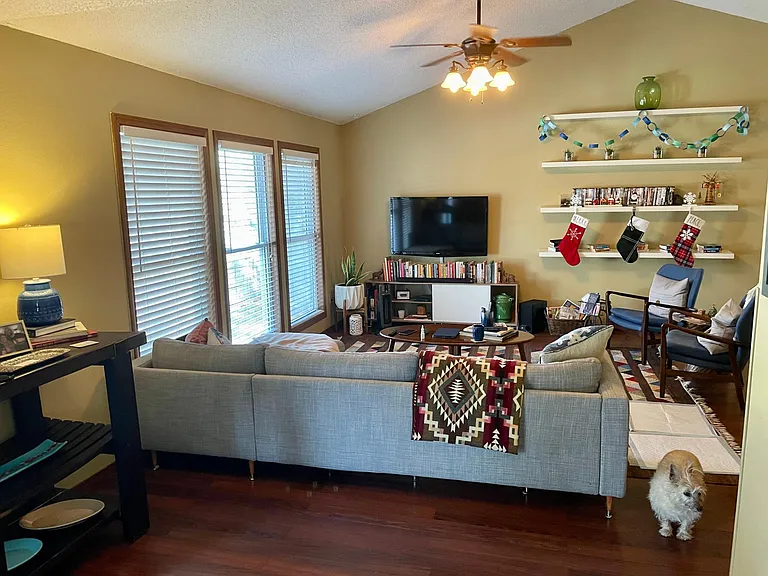 2661 N Old Wire Rd — Photo 9