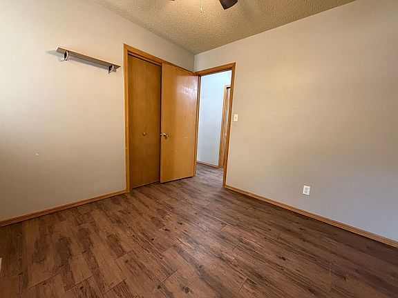 5th image of 12 Shirley Ln