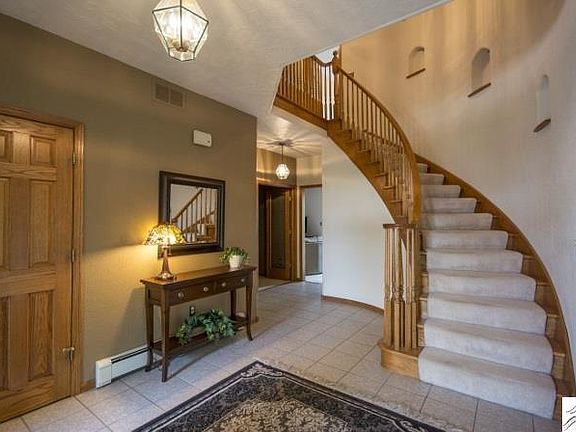 3rd image of 4190 W Pond Dr
