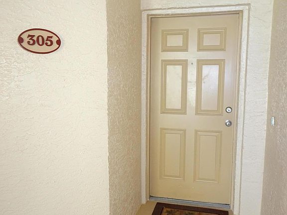 4th image of 807 Mystic Dr APT 305
