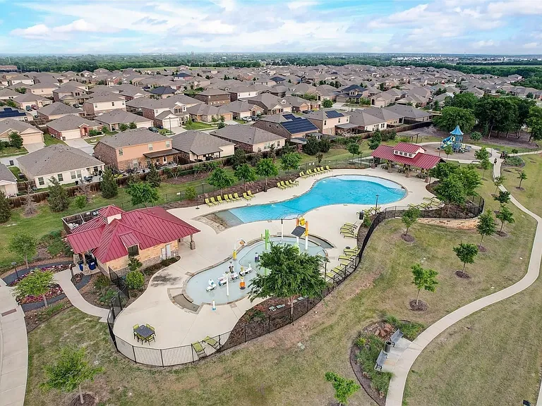 908 Mercury Dr — Photo 18