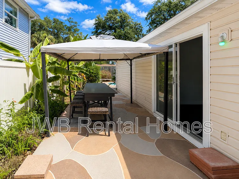 1649 Ocean Pond Ct — Photo 16