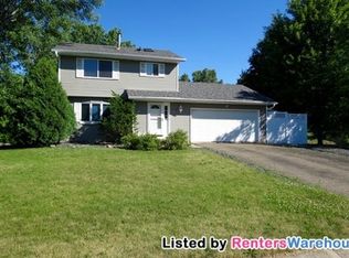 1807 Covington Ln, Eagan, MN 55122